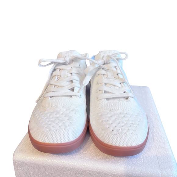 Suavs Zilker Knit Sneaker in Marshmallow Sz 9 - Picture 2 of 9